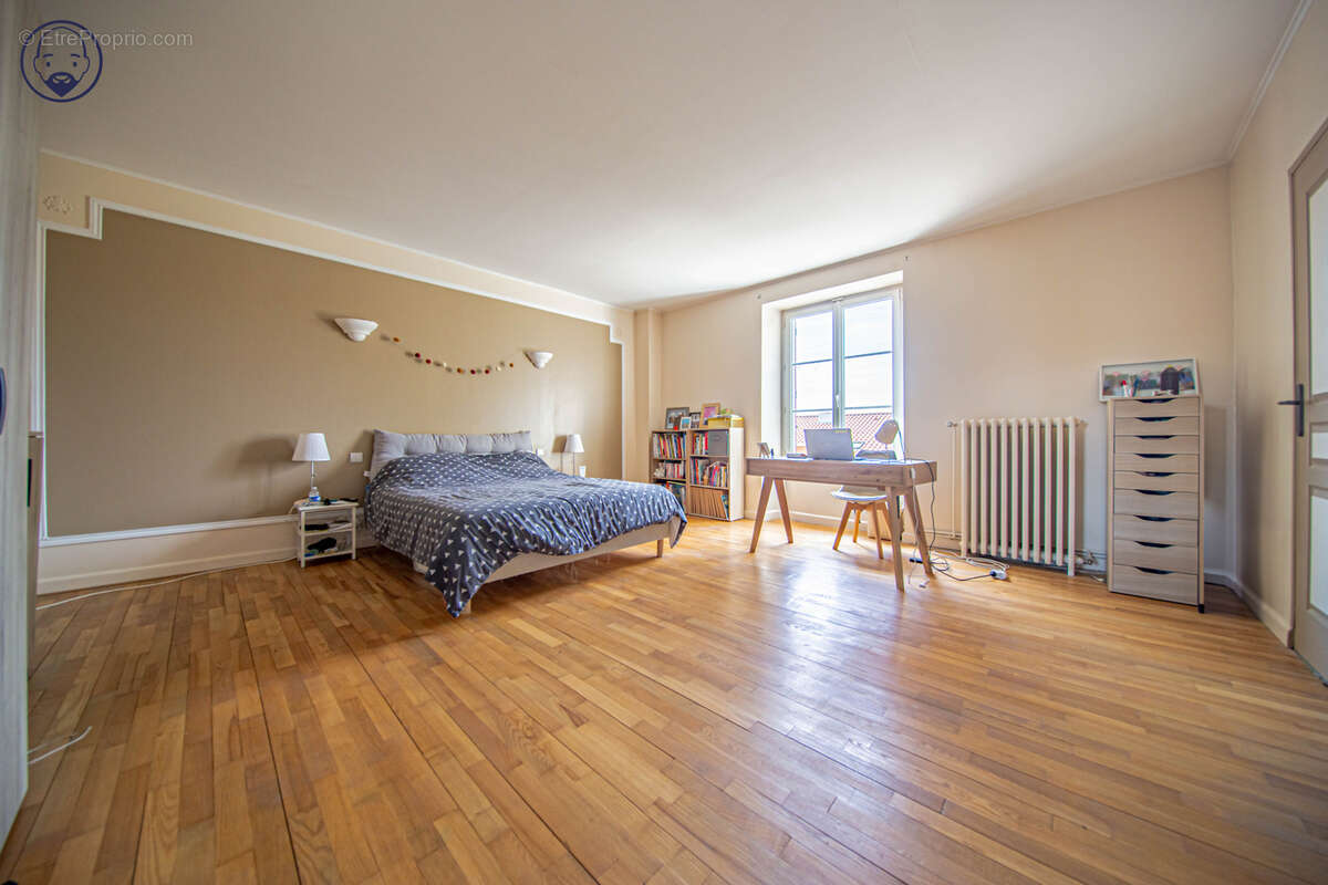 Maison de maître aux volumes généreux idéalement située sur l'axe Saint-Mihiel/Verdun - photo 19