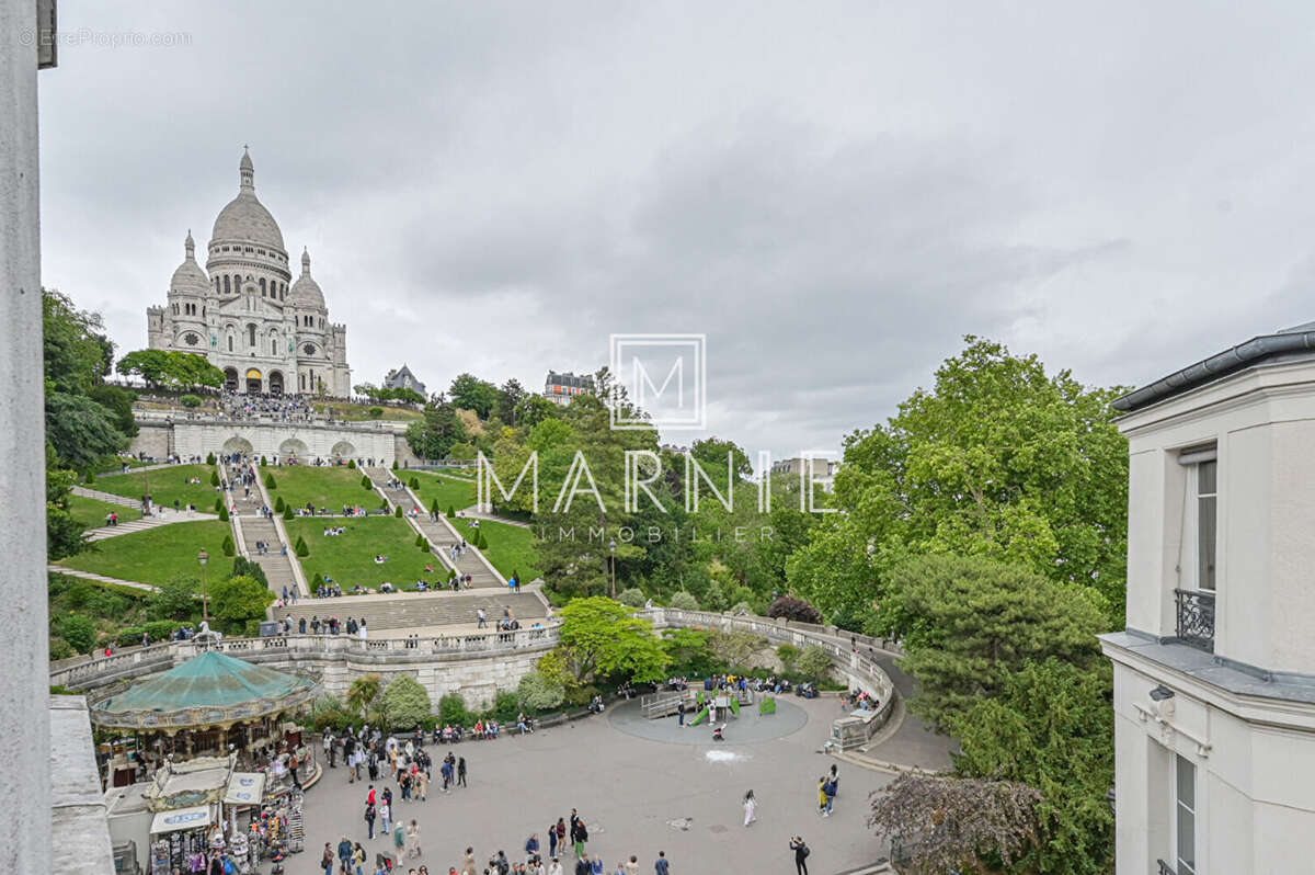 Appartement à PARIS-18E