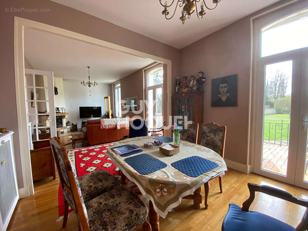 Maison à CLOYES-SUR-LE-LOIR