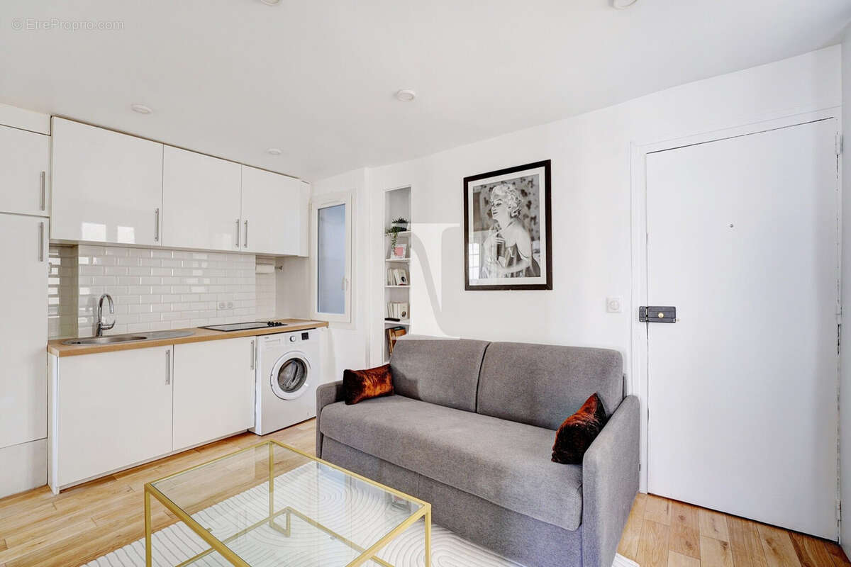 Appartement à PARIS-9E