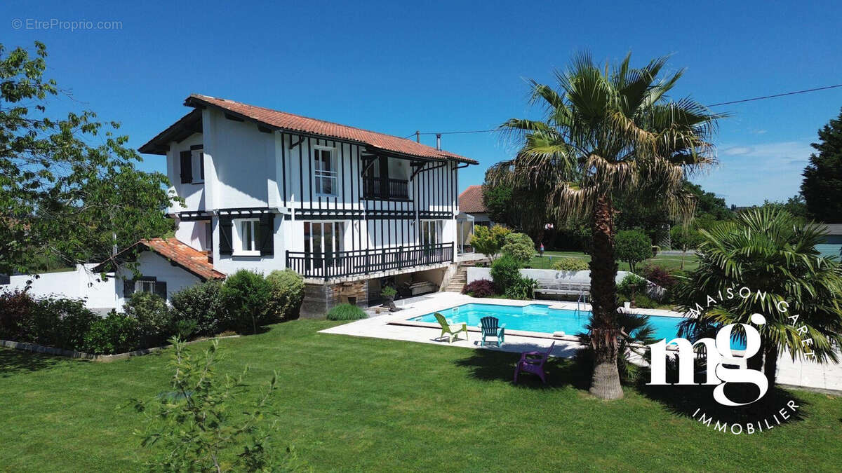 Maison à ARCANGUES