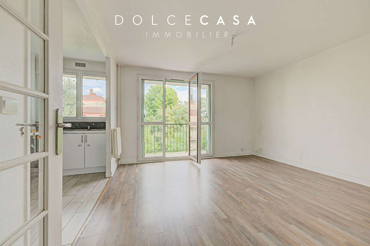 Appartement à LE PERREUX-SUR-MARNE