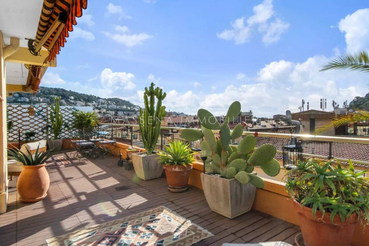Appartement à NICE