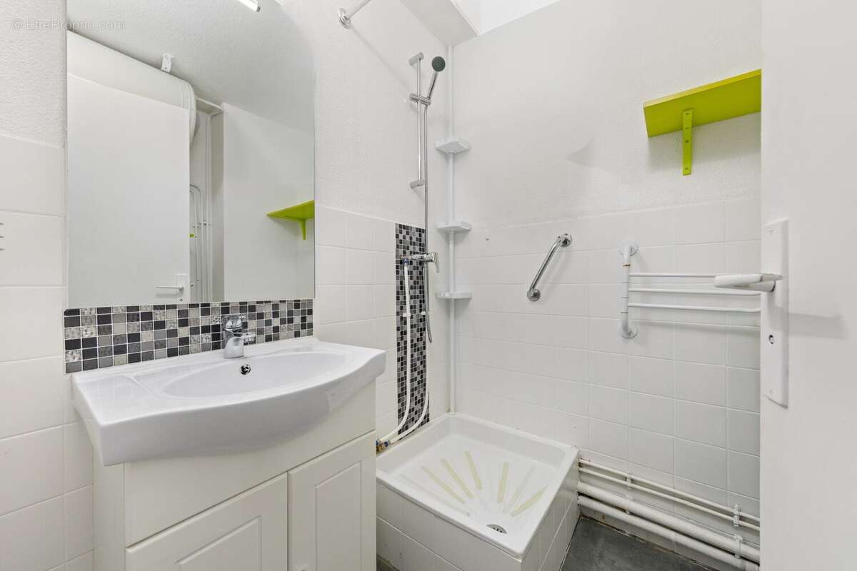 Appartement à SAINT-CYR-SUR-MER