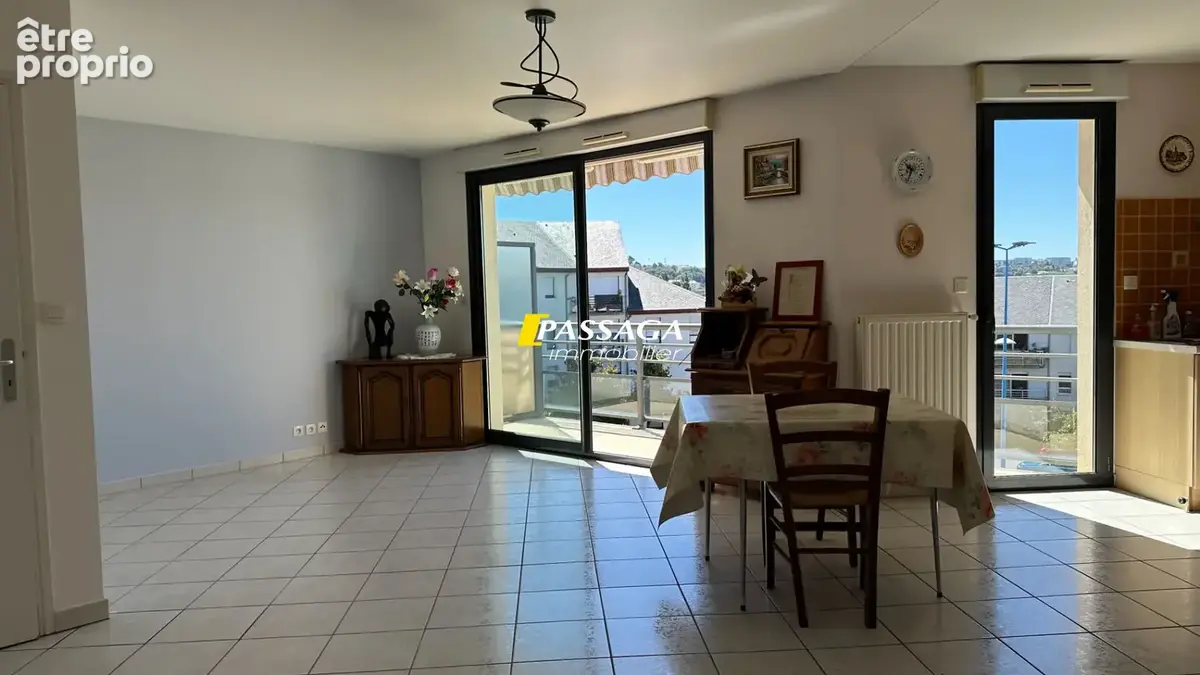 A VENDRE - Appartement 3 pièces avec grand garage - ONET LE CHATEAU - photo 4