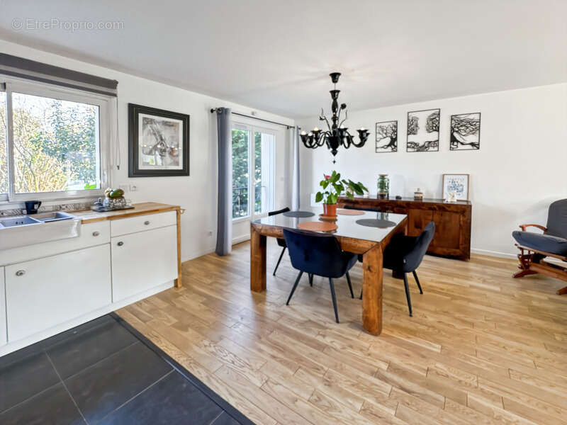 Maison à BRY-SUR-MARNE