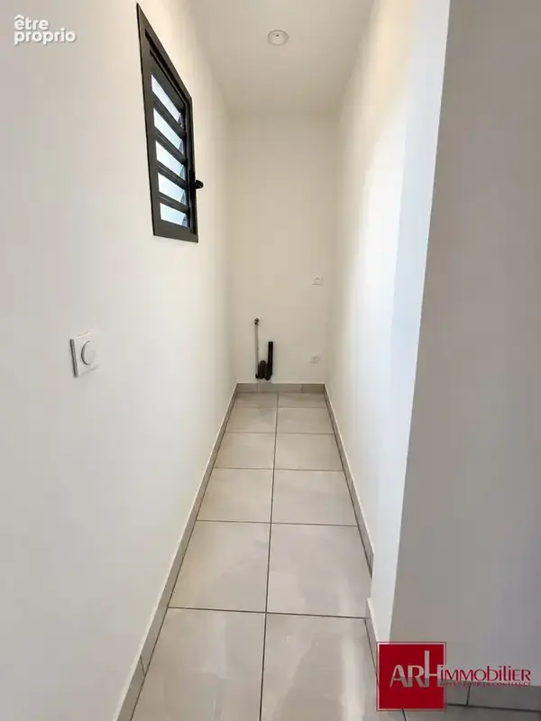 Maison 5 pièces 96 m² à vendre à Le Tampon (97430) - photo 9