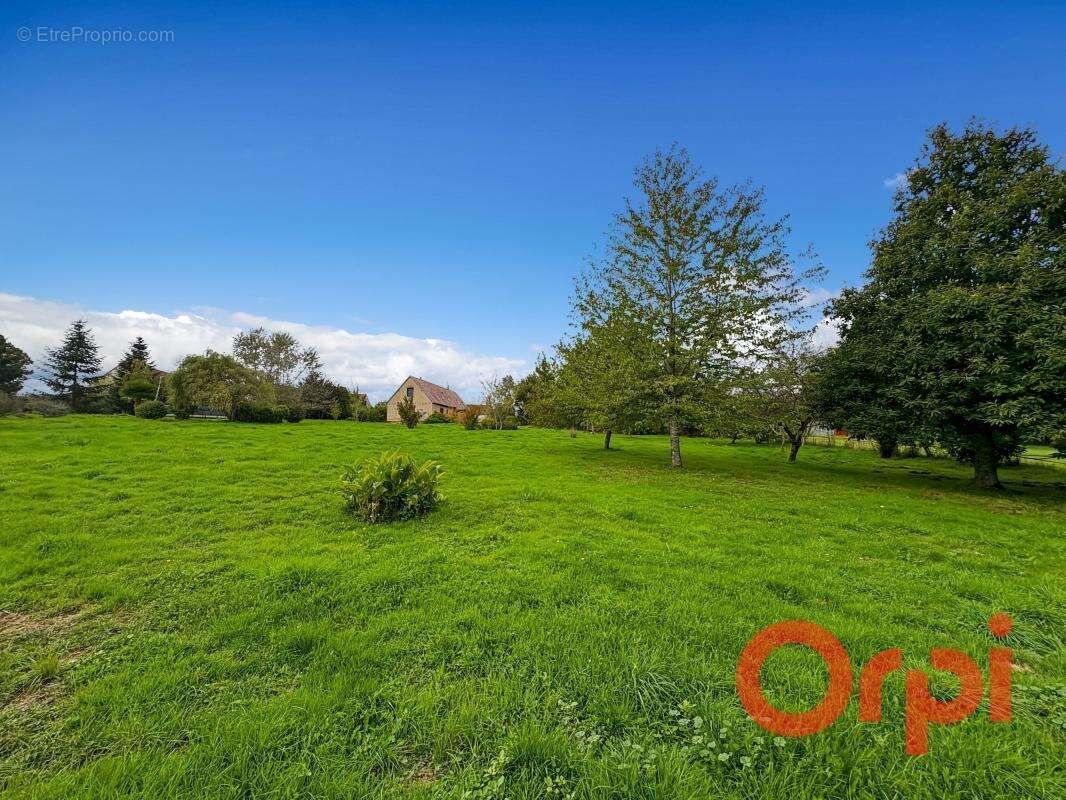 Maison à MORNAY-SUR-ALLIER