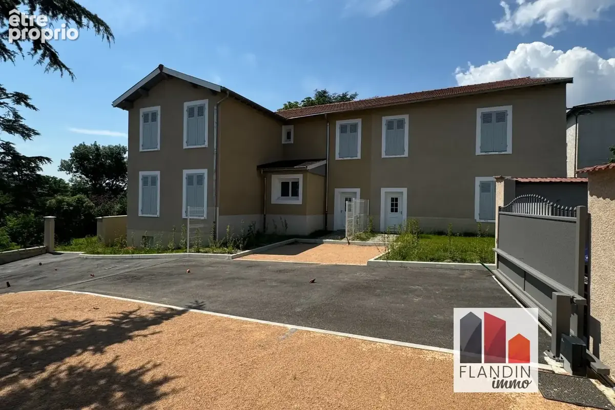 Appartement 136 m² à Soucieu-En-Jarrest  - photo 8