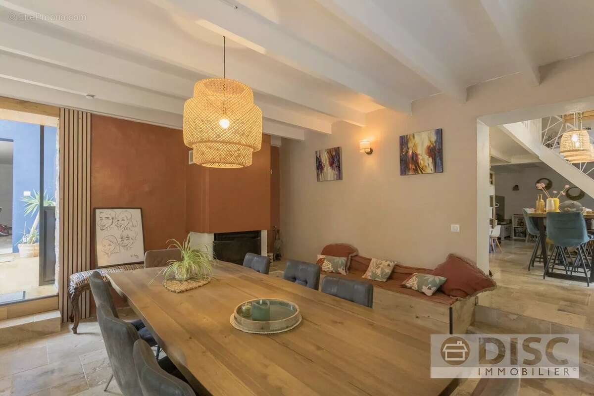 Spacieuse maison en pierre sur les hauteurs de Saint-Antonin-Noble-Val - photo 7