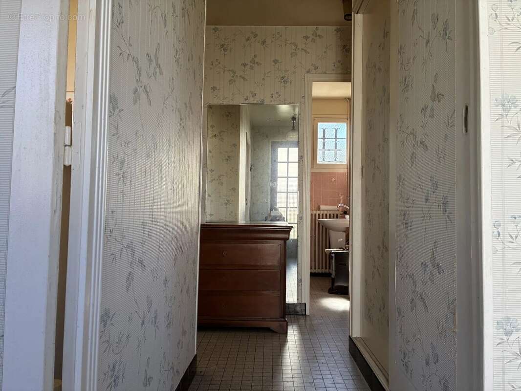 Maison à SAINT-LEOMER