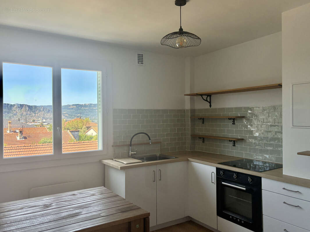 Petit charran   appartement t3 rénové   55 m2   balcon   vue sur crussol - photo 8