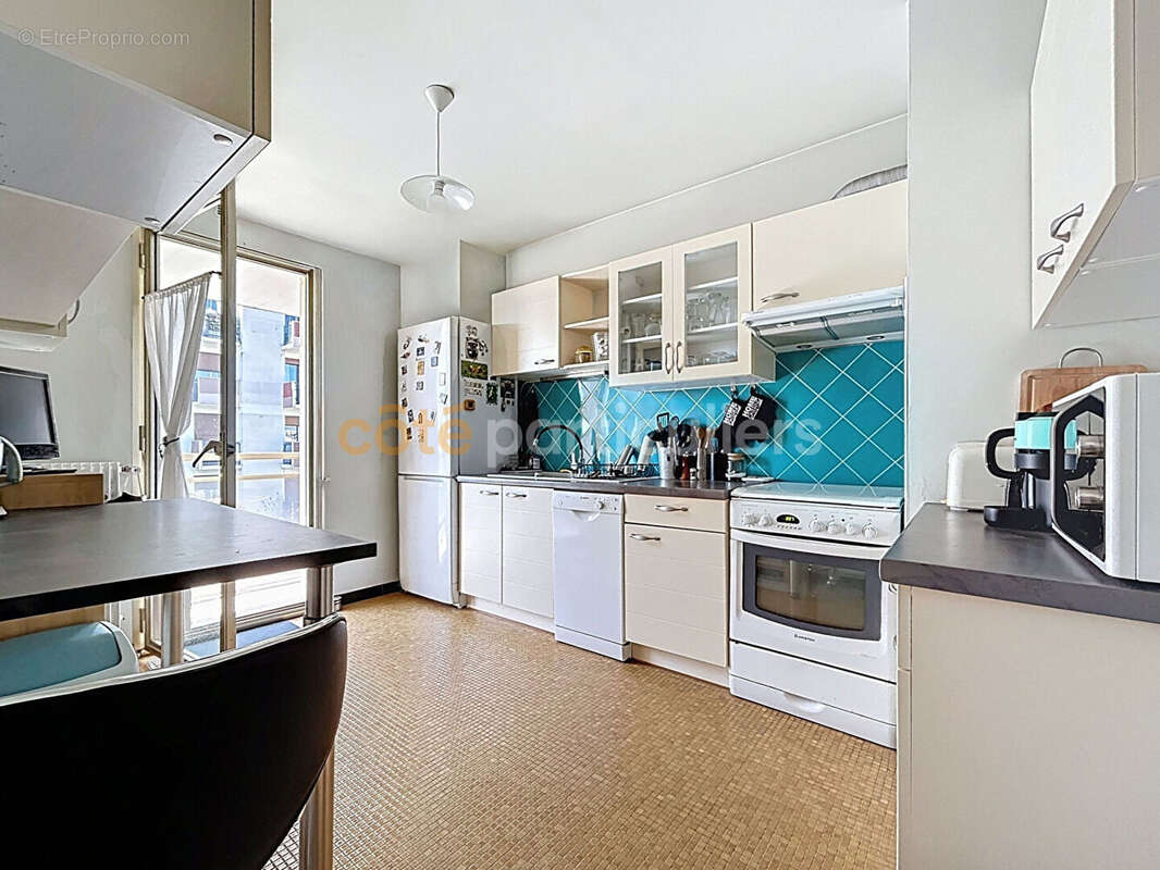 Appartement à SAINT-MAUR-DES-FOSSES