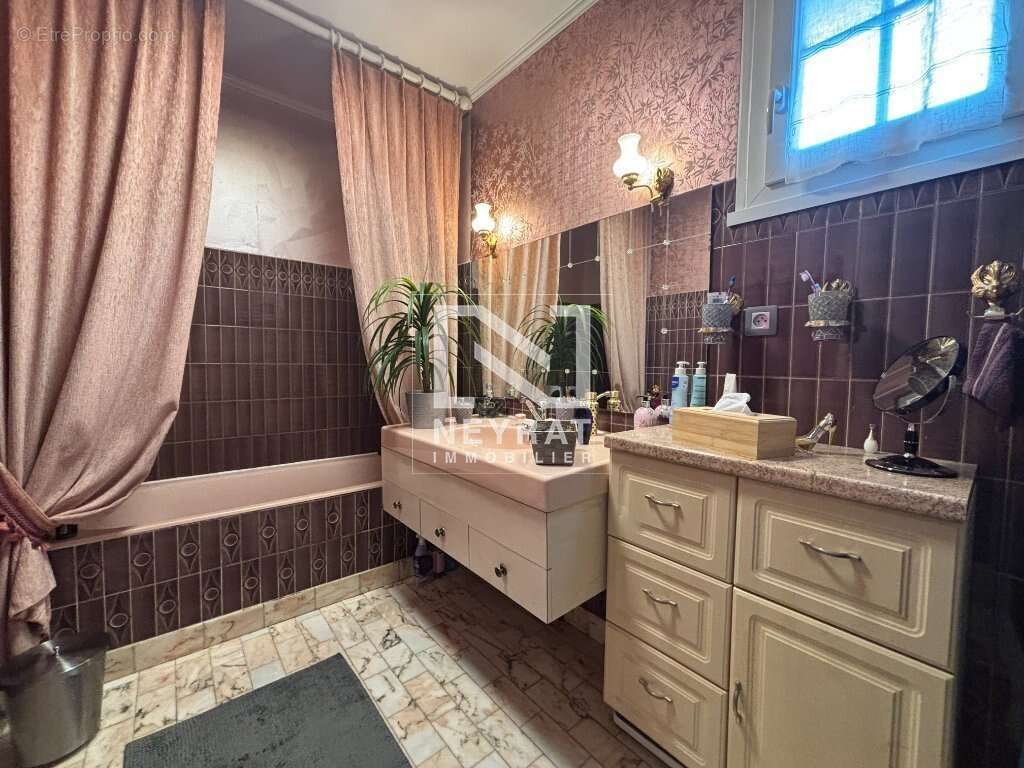 Maison à LE CREUSOT