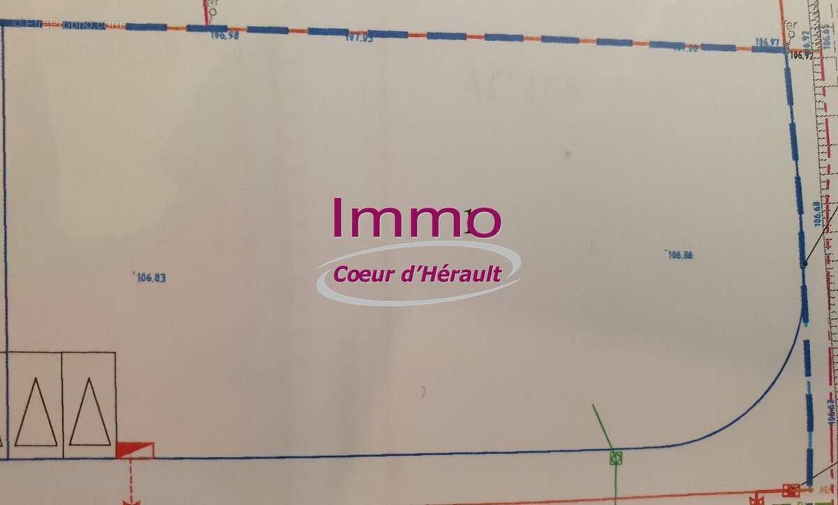 Terrain à SAINT-FELIX-DE-LODEZ