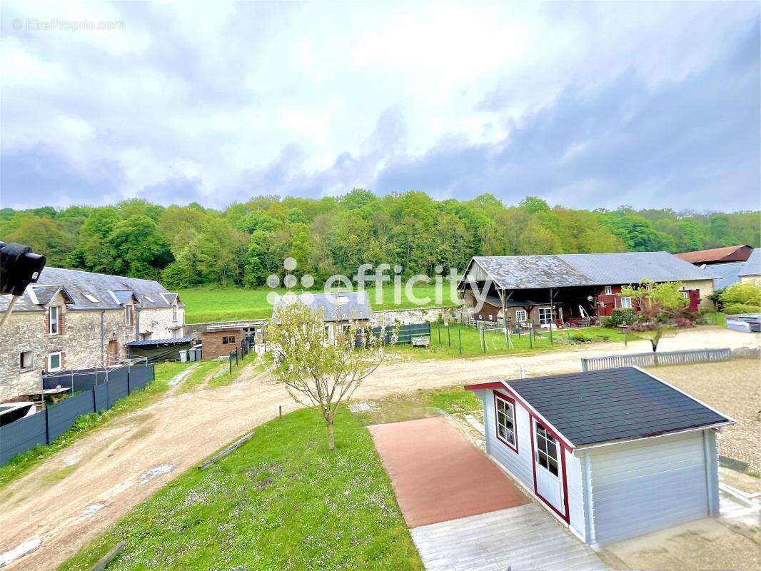 Maison à NANTEUIL-LA-FOSSE