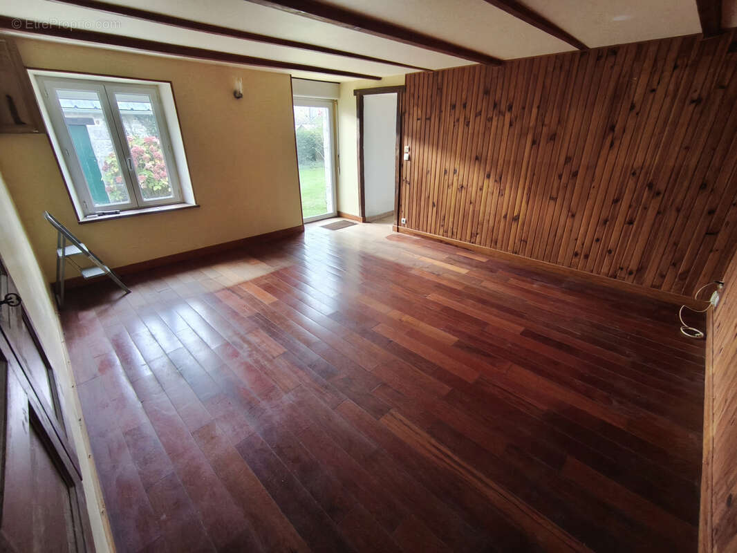 Maison à QUETTREVILLE-SUR-SIENNE