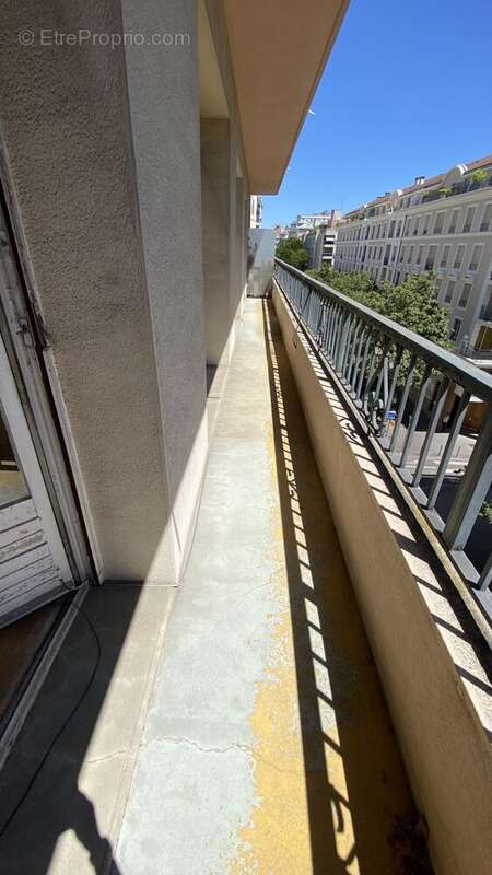 Appartement à LYON-6E