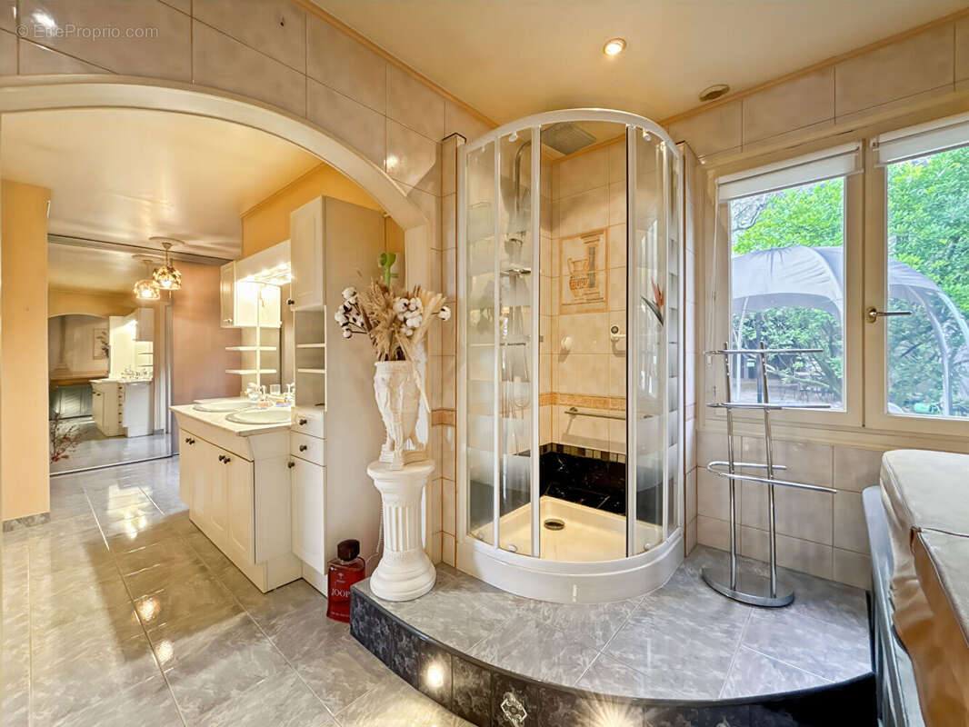 Maison à VILLERS-SUR-LE-ROULE