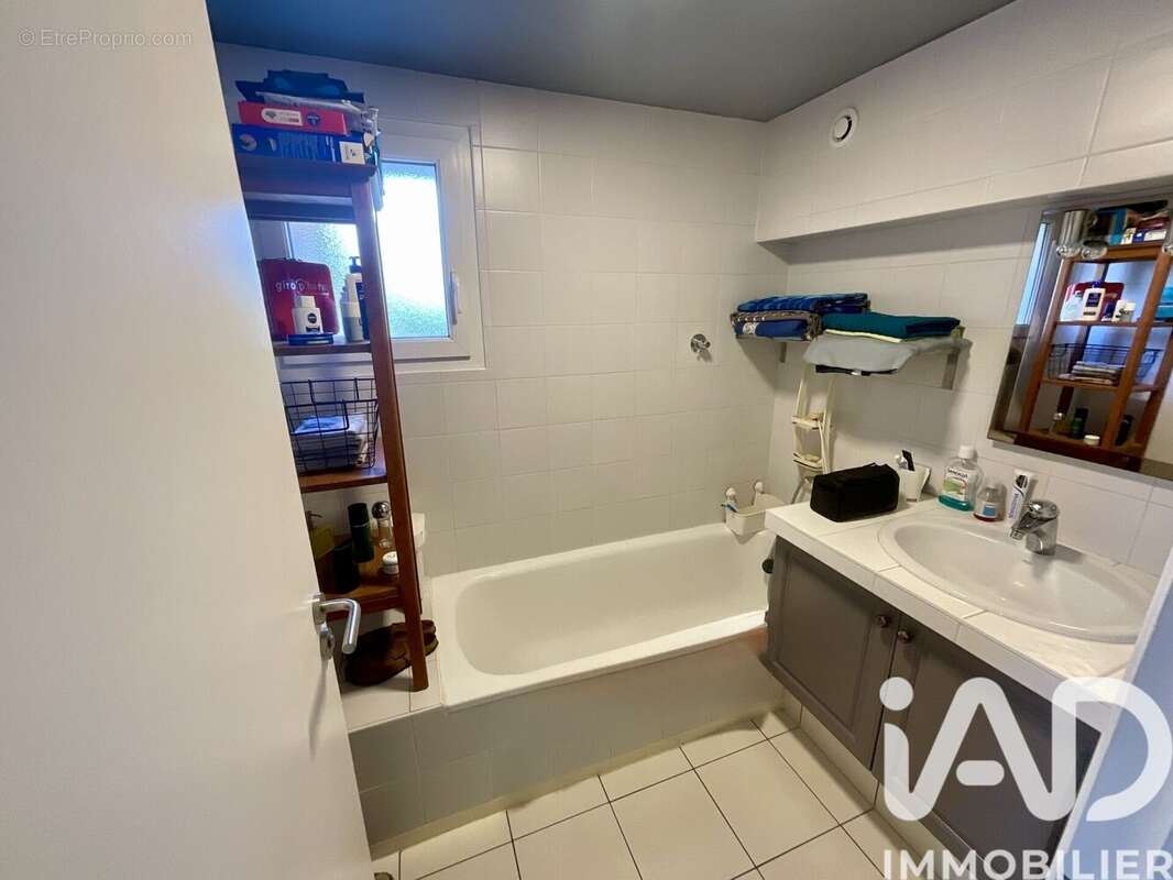 Photo 8 - Maison à SAINT-AVE