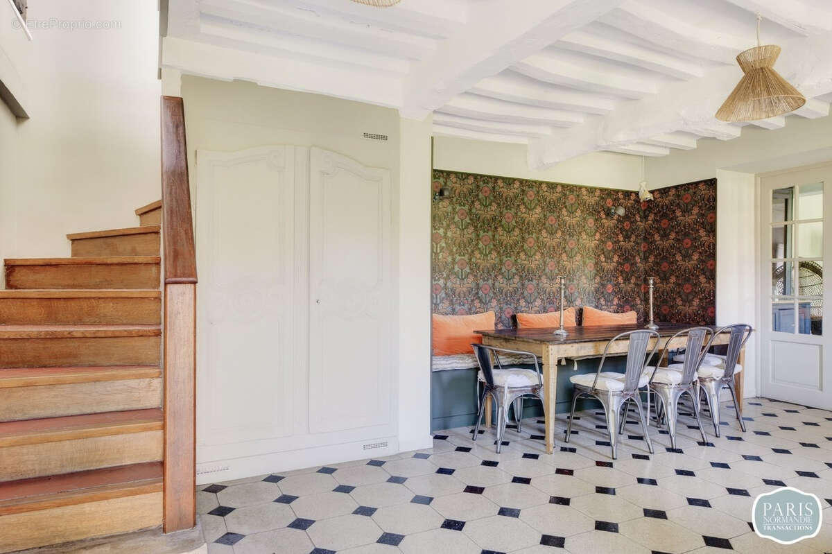 Maison à VENABLES