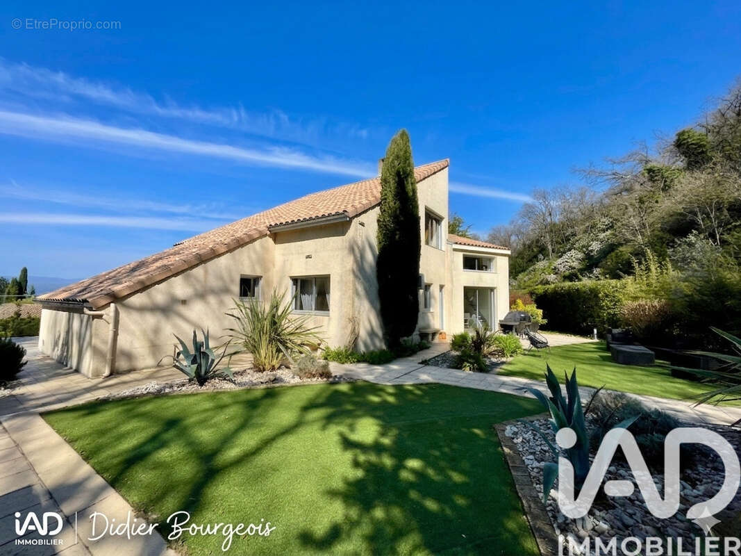 Photo 2 - Maison à LORIOL-SUR-DROME