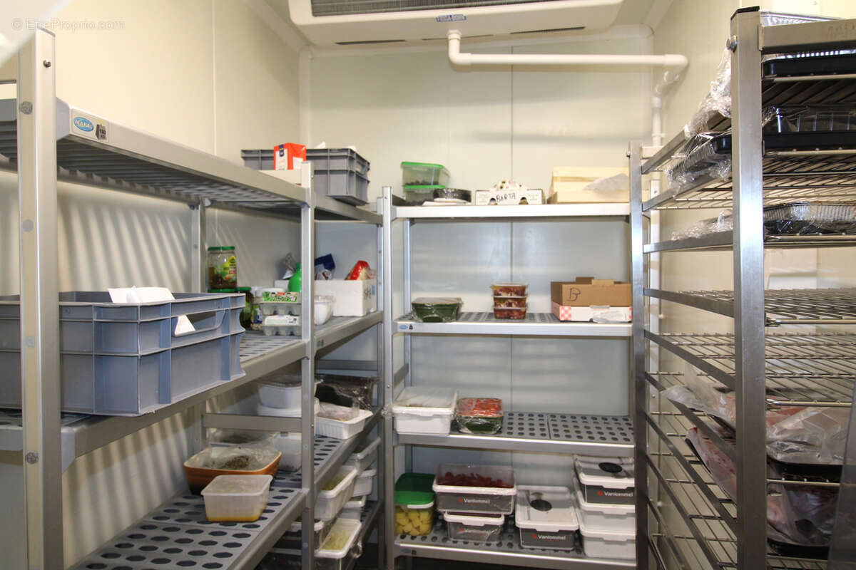 Commerce à MARSEILLE-11E