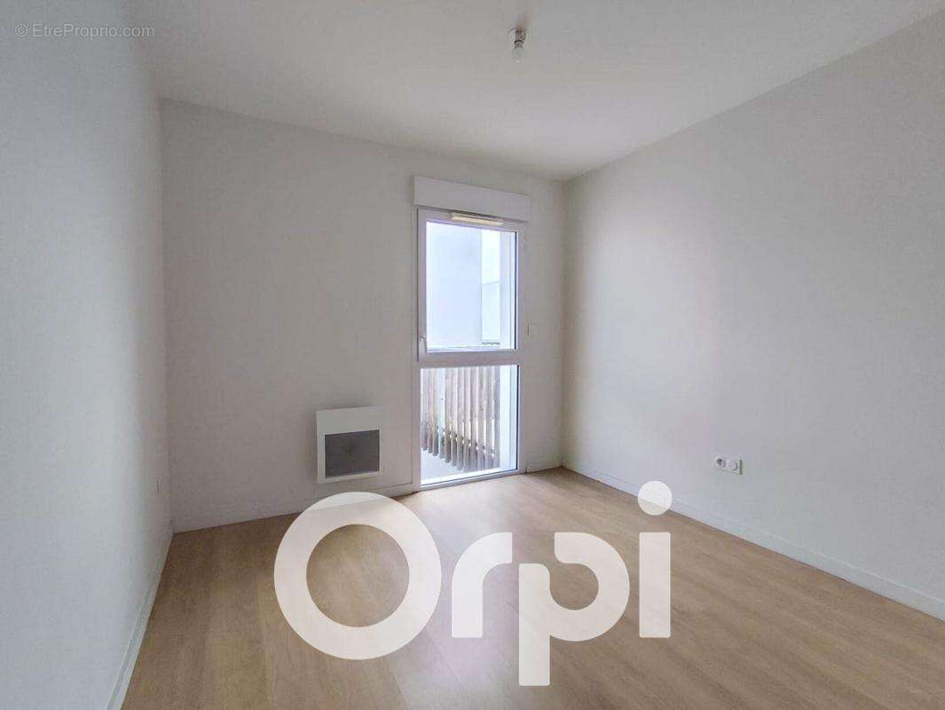 Appartement À Vendre - photo 3