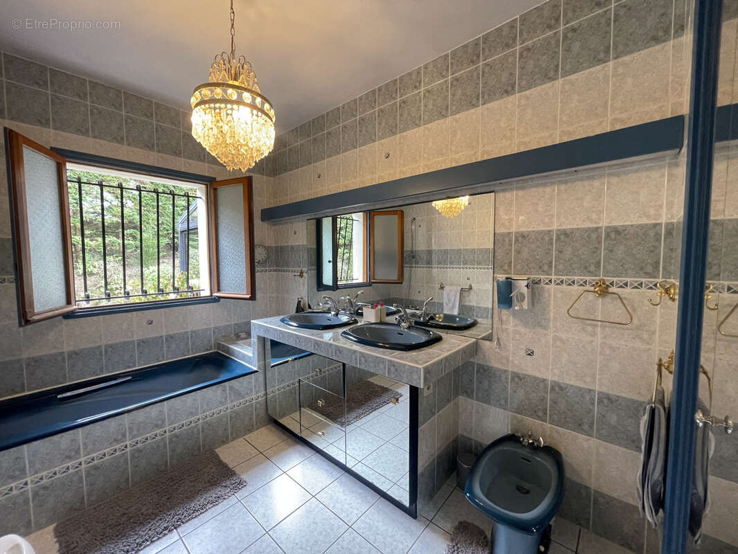 Maison à LE BOUSCAT