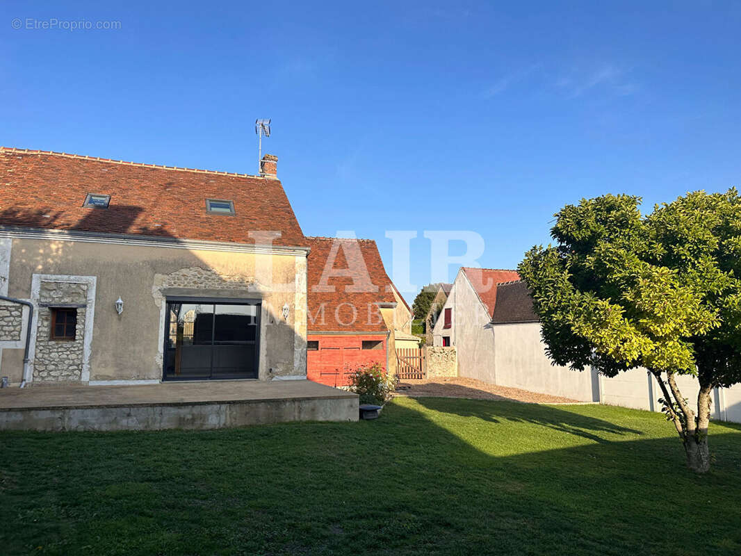 Maison à LA CHAPELLE-SOUEF