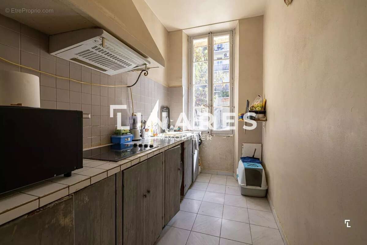 Appartement à MARSEILLE-6E