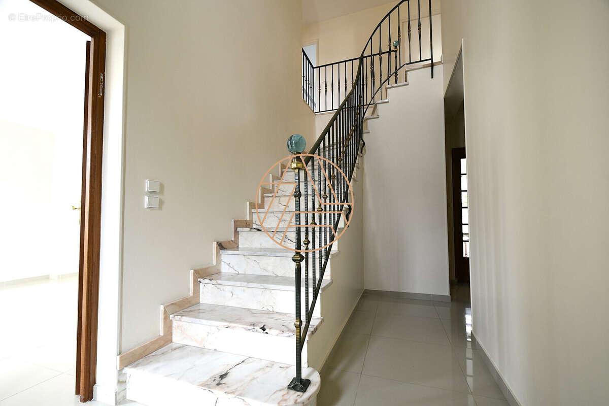 Maison à ORMESSON-SUR-MARNE