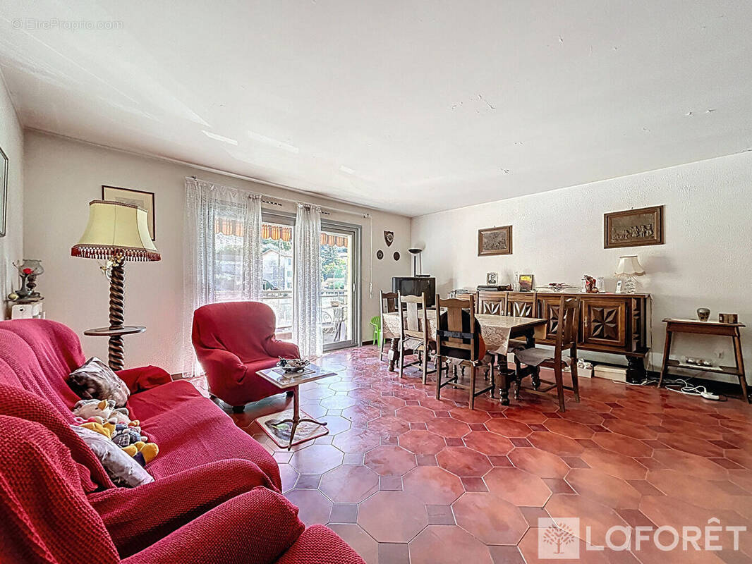 Appartement à MENTON