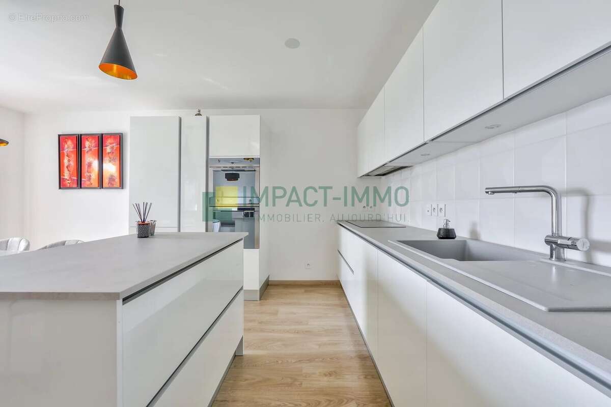 Appartement à COLOMBES