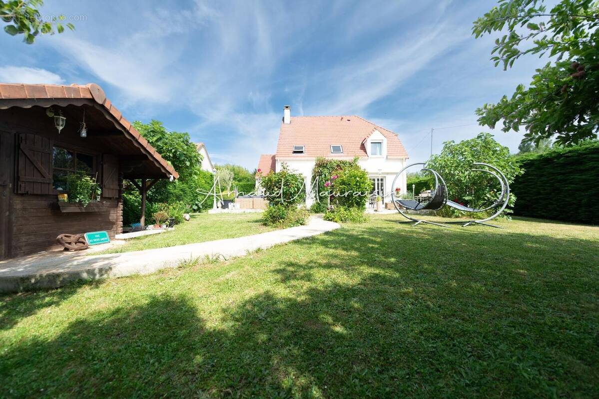 Photo 1 - Maison à SAINT-WITZ