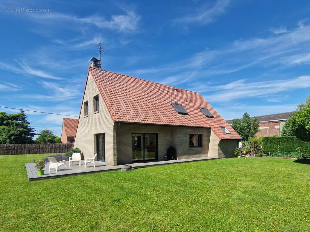Maison à CAPPELLE-EN-PEVELE