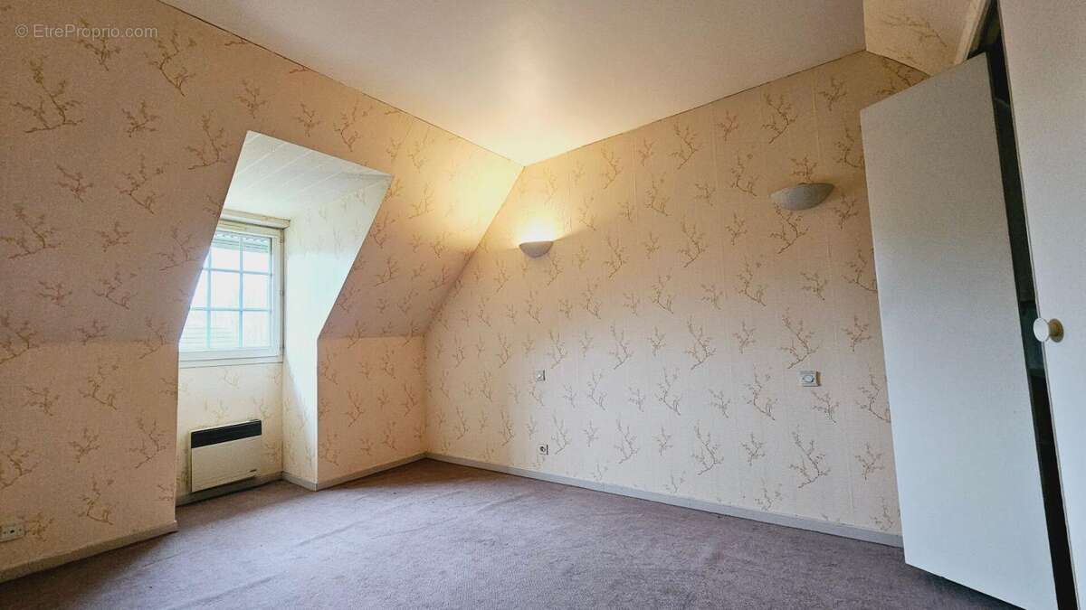 Maison à SAINT-DOULCHARD