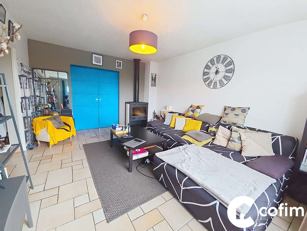Appartement 111 m² à Lons  - photo 8