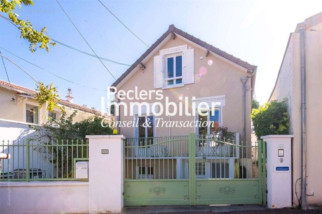 Maison à RUEIL-MALMAISON