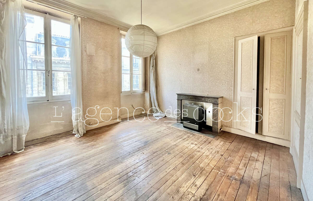 Appartement à BORDEAUX