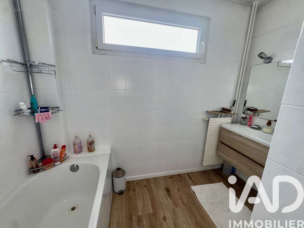 Photo 9 - Appartement à SAINT-ETIENNE