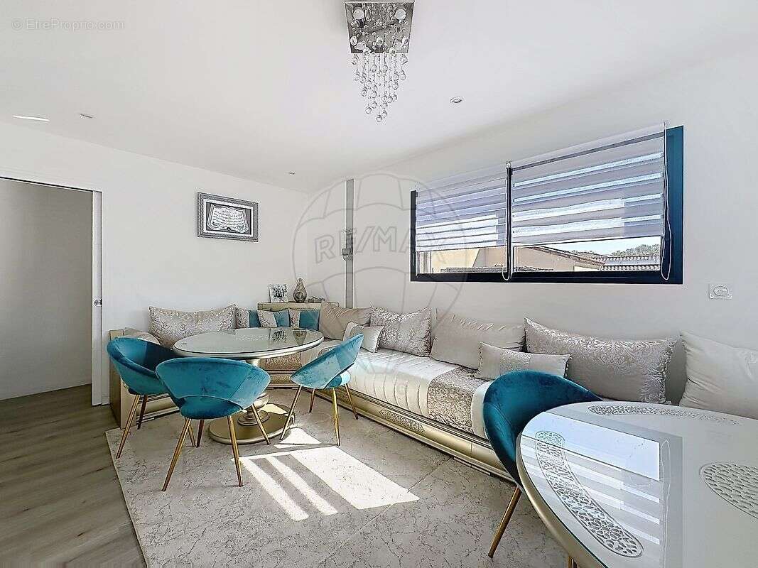 Maison à SAINT-GENIES-DE-MALGOIRES