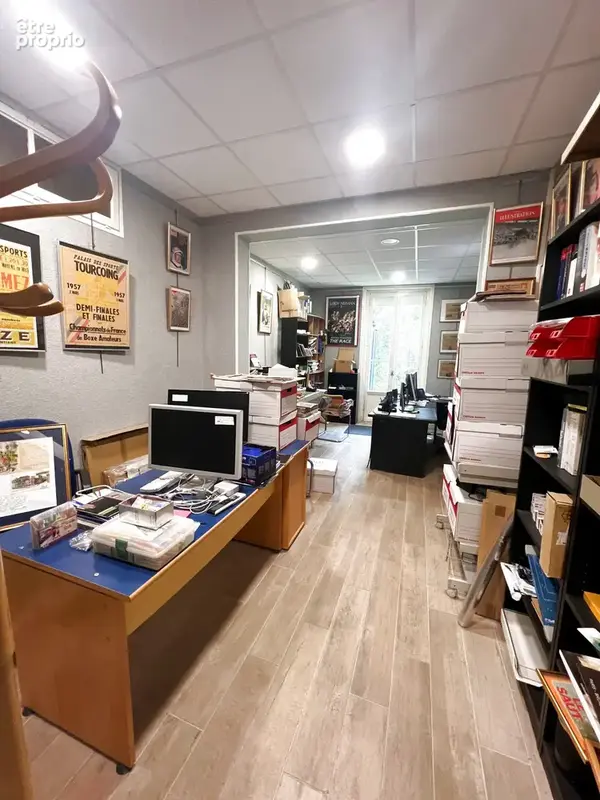 Bureaux à vendre   219 m2    Boulogne-Billancourt - photo 4