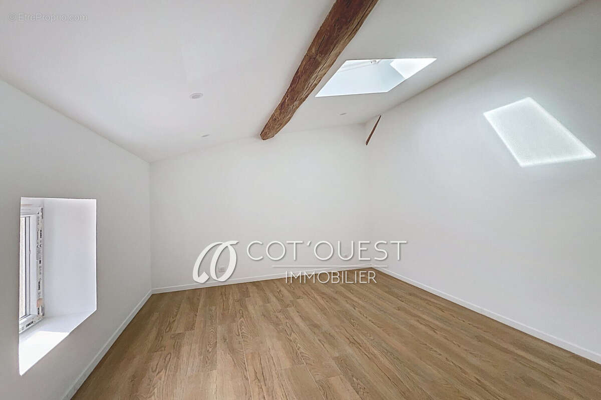 Appartement à PEGOMAS