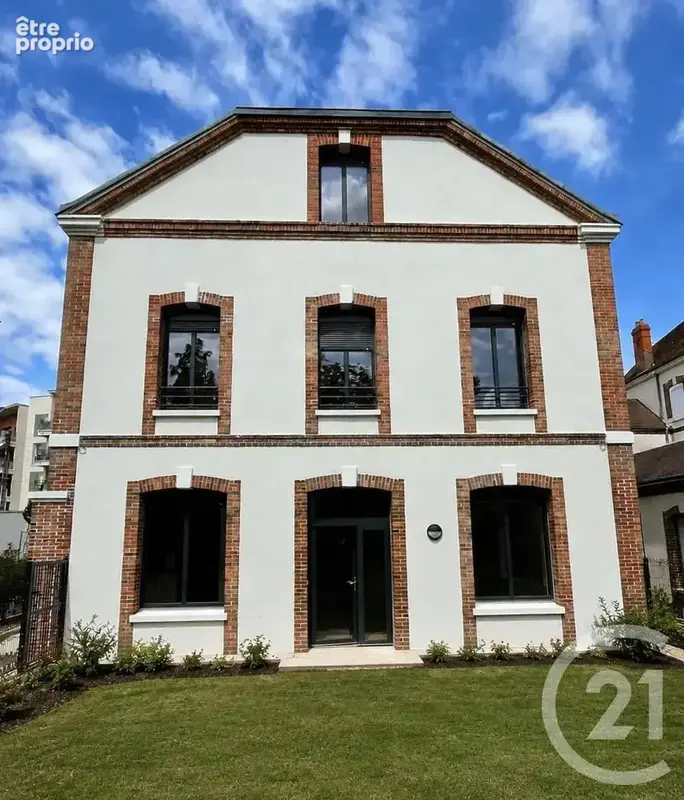 Maison 6 pièces 132 m² à vendre à Chartres (28000) - photo 2