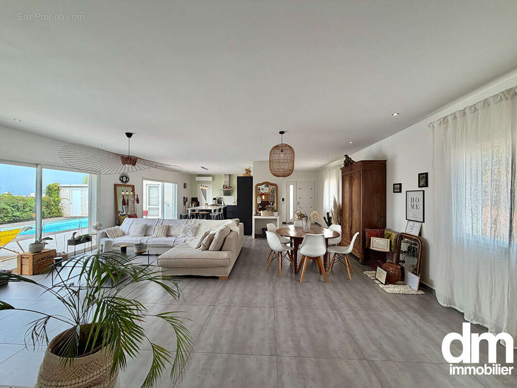 Maison de type 5 d'une surface de 175m2 avec garage de 20m2 - photo 10