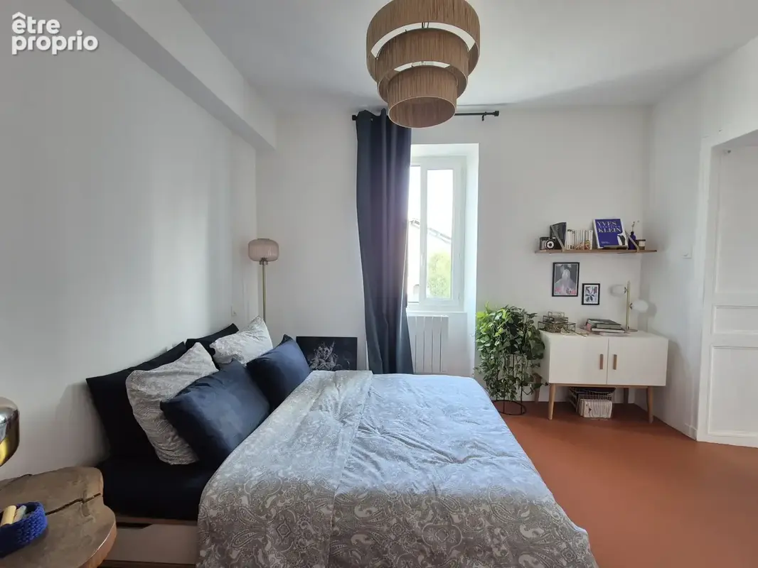 T2 proche Chambre d'Amour et place des 5 cantons - photo 4