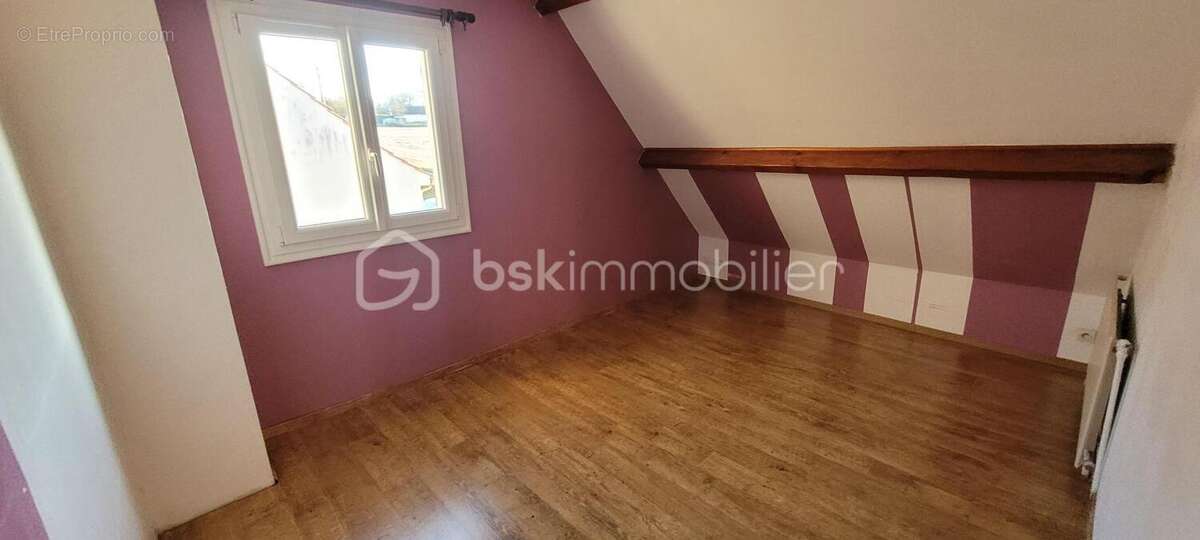 Maison à SAINT-GERMAIN-LAVAL