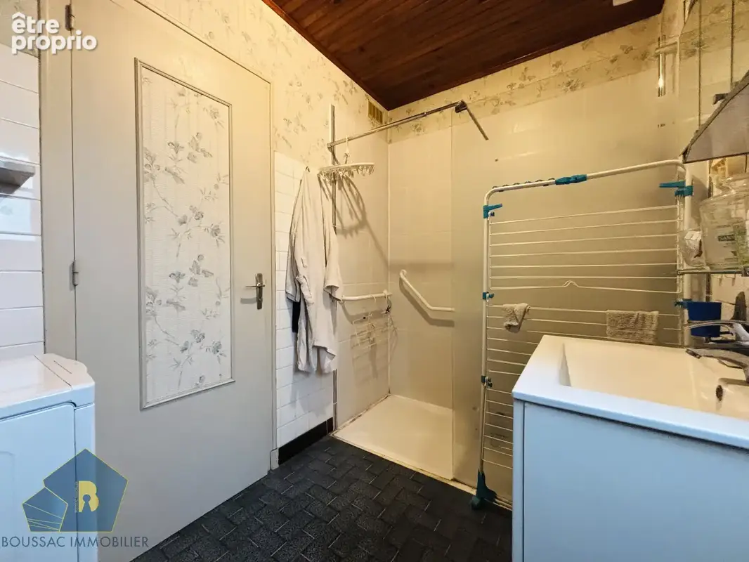 Maison de plain pied avec dependance - photo 8