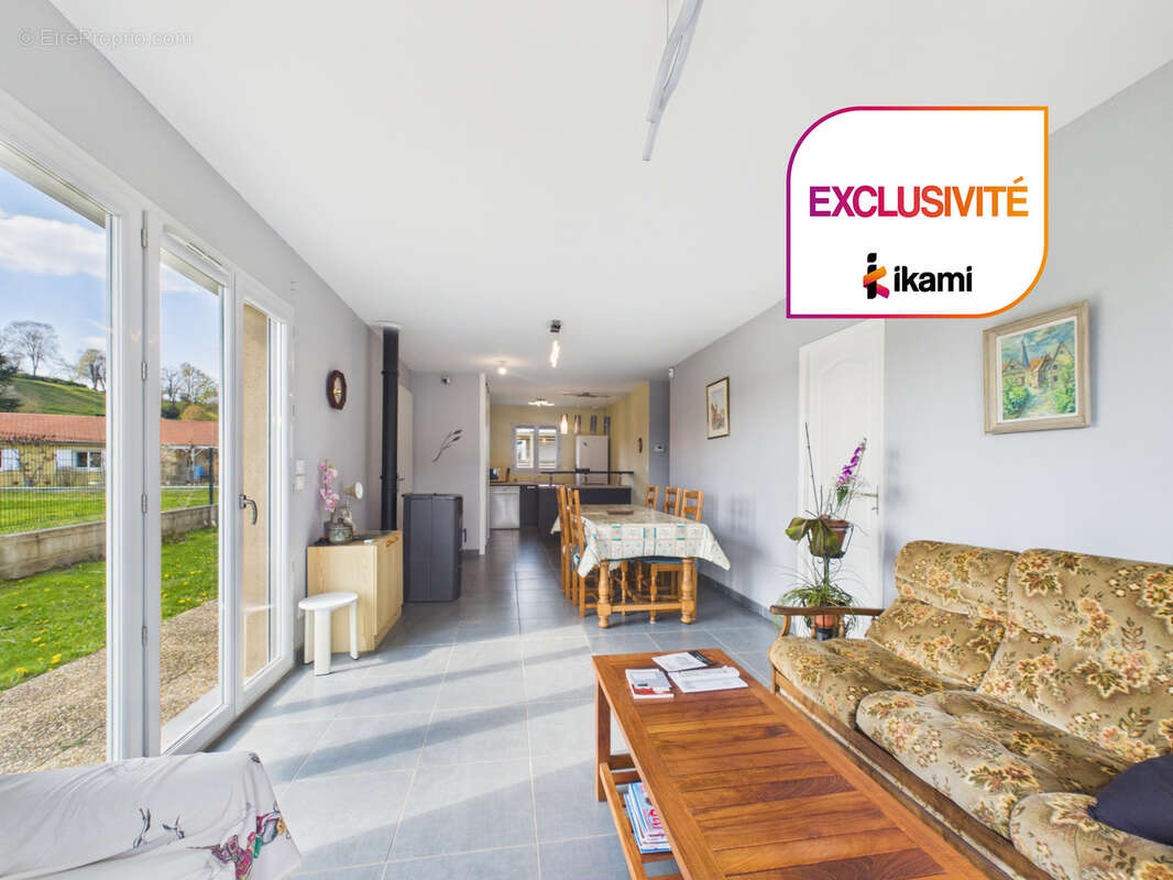 Maison à SAINT-VERAND